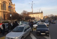 Варна под блокада! Протест блокираха входа откъм магистрала ”Хемус” и Аспарухов мост (СНИМКИ И ВИДЕО)